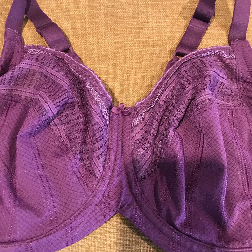 Bra - Picture 2 of 4